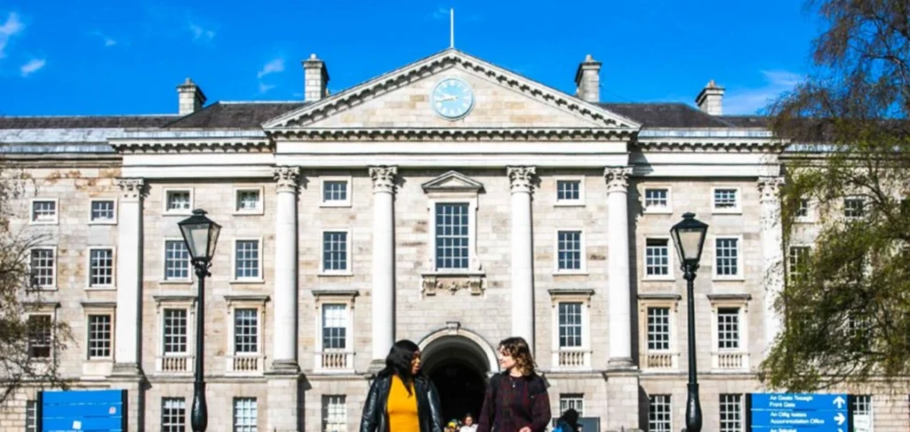 Trinity College Dublin (TCD)